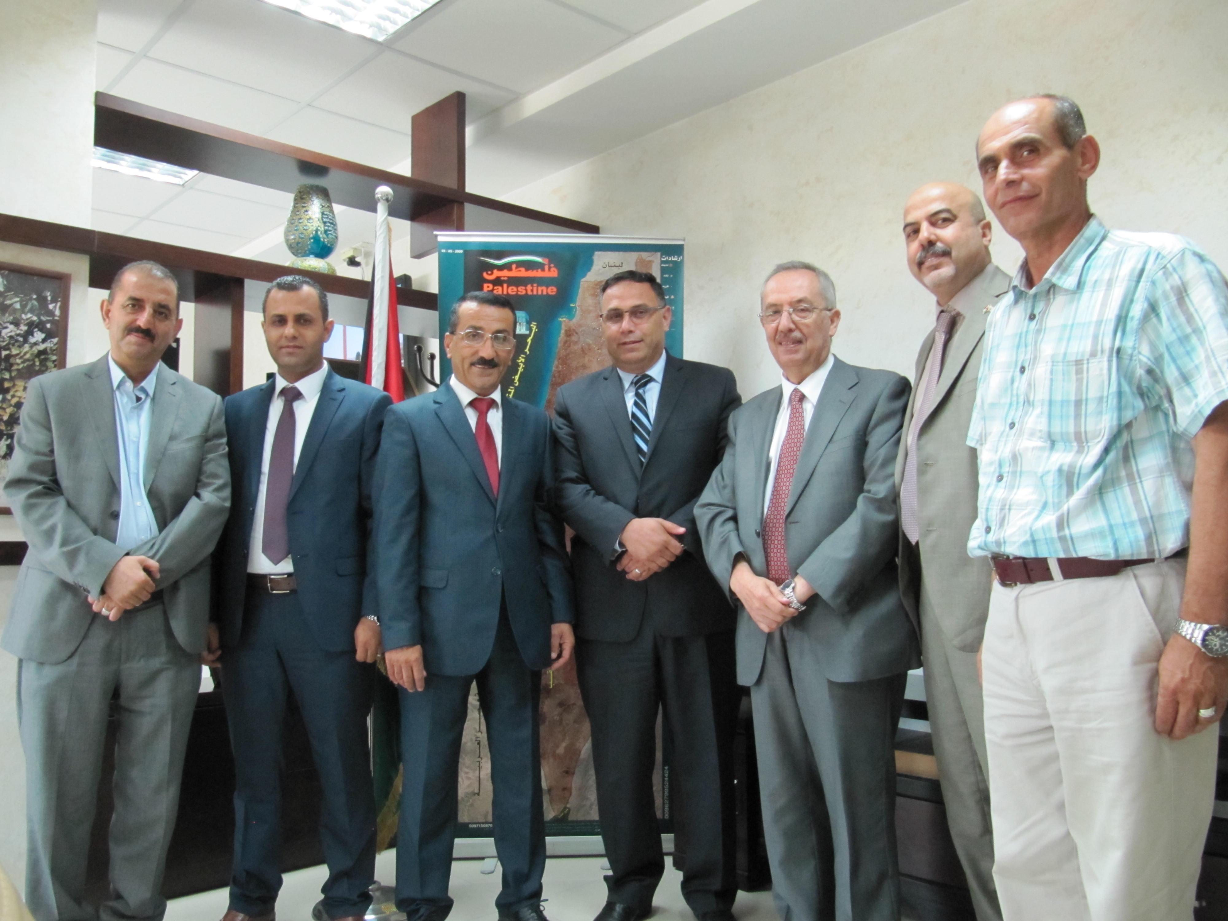 توقيع إتفاقية انضمام موظفي جامعة النجاح الوطنية وانتفاعهم بأحكام قانون التقاعد العام رقم 7 لسنة 2005