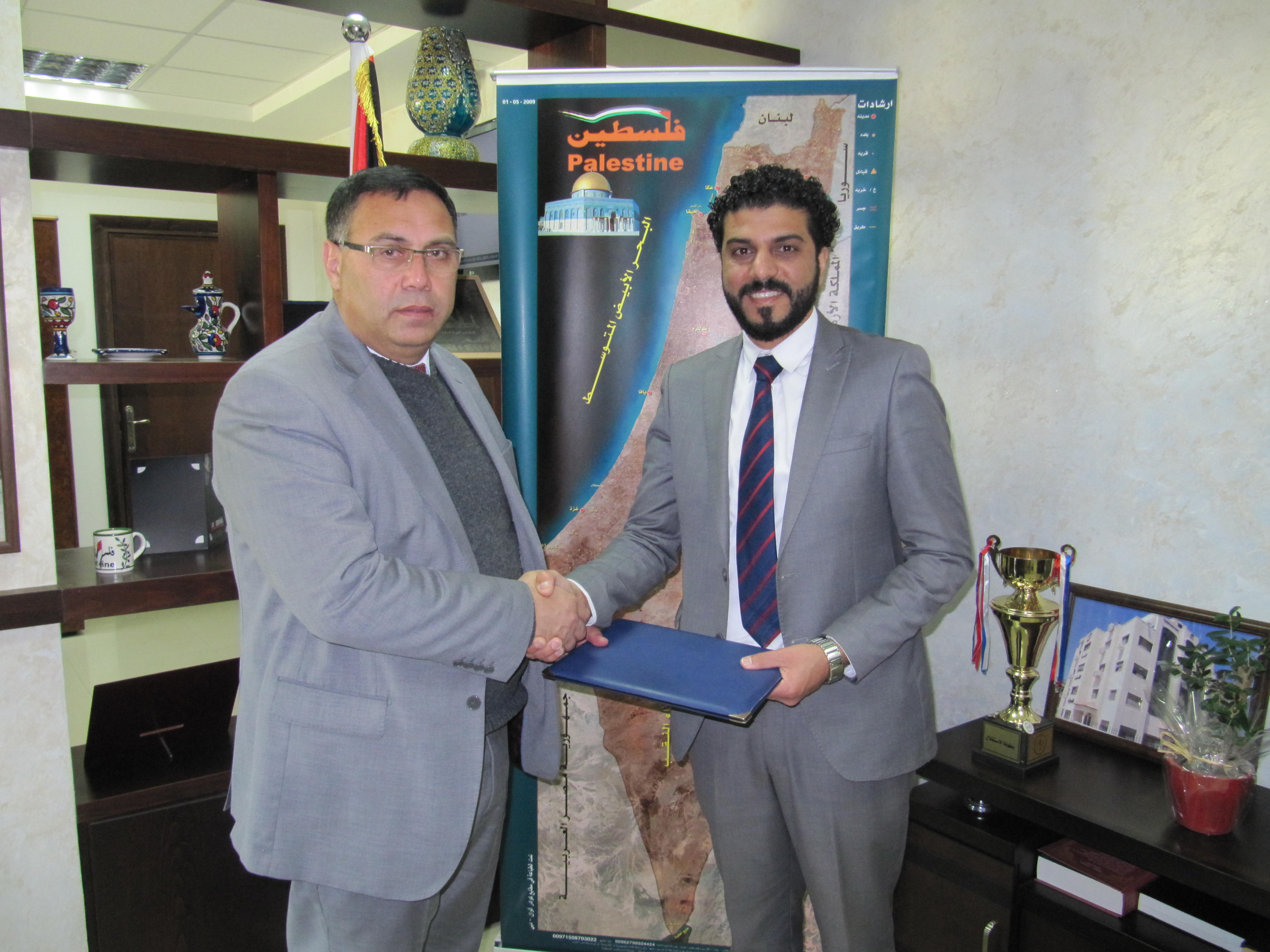 توقيع إتفاقية انضمام موظفي بلدية روابي وانتفاعهم بأحكام قانون التقاعد العام رقم 7 لسنة 2005